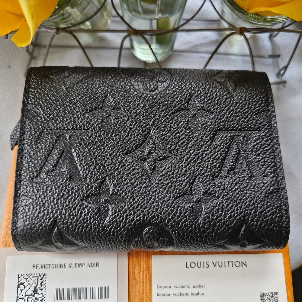Louis Vuitton Victorine Wallet - Picture 2 of 9